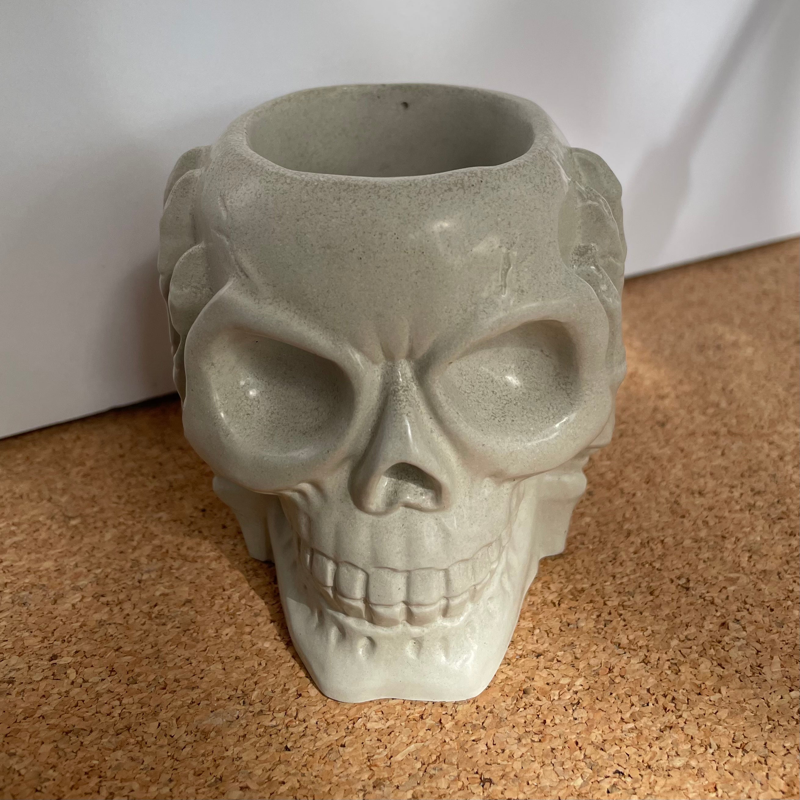 Skull Planter see no evil, heat no evil, speak no evil planters